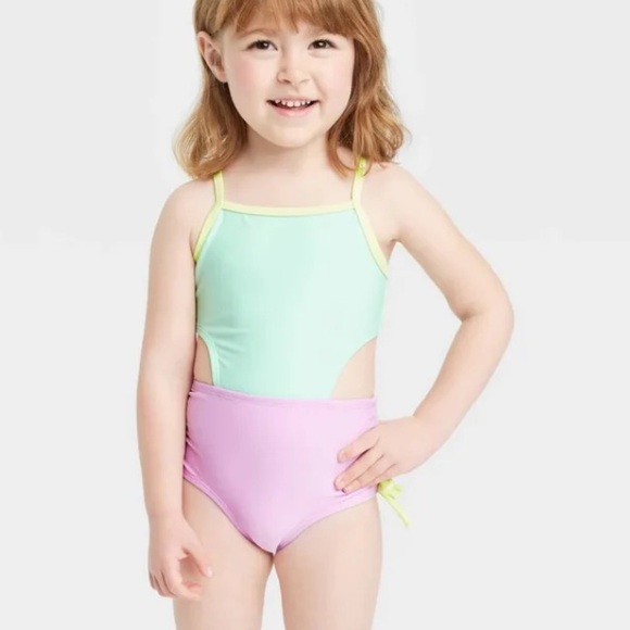 Baby swim - Picture 2 of 3